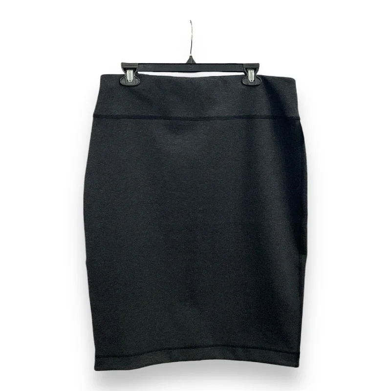 Skirt Mini & Short By Express In Grey, Size: L