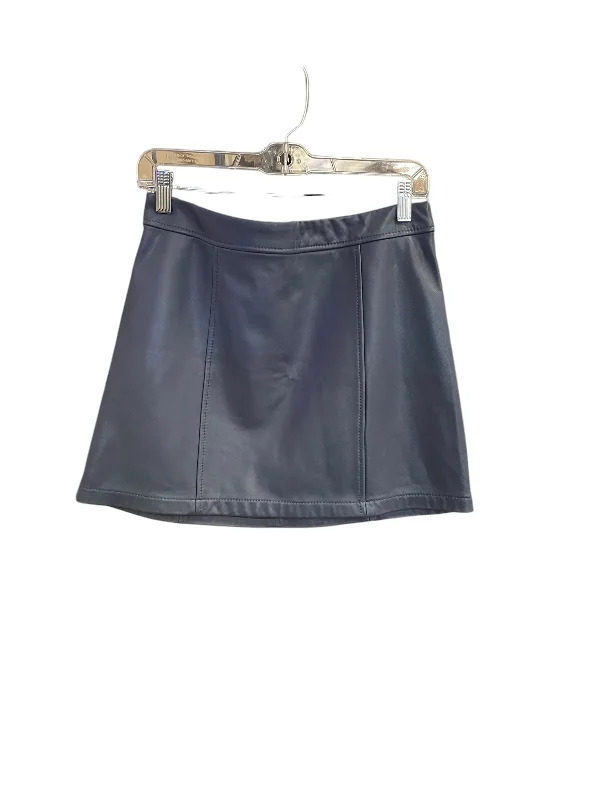 Skirt Mini & Short By Gianni Bini In Navy, Size: M