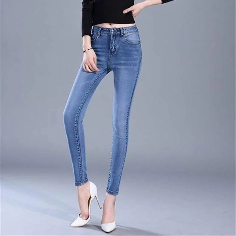 Women's High Waisted Elastic Slim Fitting Jeans